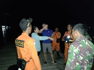 Basarnas Sisir Pulau Sangiang Mencari 3 Lelaki Tiongkok Yang Hilang