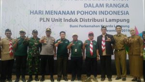 PLN UID Lampung menanam 1020 bibit pohon dibumi perkemahan Kwarda Lampung