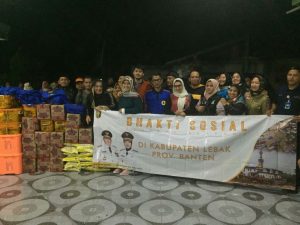 Wagub Chusnunia didampingi TAGANA serahkan Bantuan untuk Korban Banjir di Kabupaten Lebak Banten
