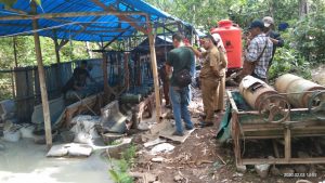Aktifitas Penambangan emas secara Ilegal di Desa Sidomekar dihentikan pihak kepolisian