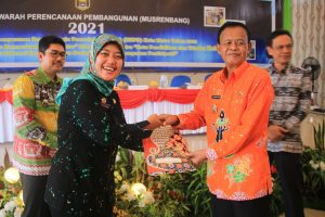 Hadiri Musrenbang Kota Metro, Wagub Nunik Ajak Bergandengan Tangan Membangun Kejayaan Kota Metro dan Provinsi Lampung