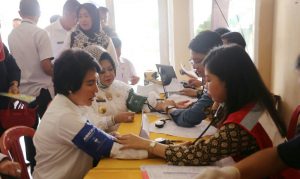Donor Darah dalam Rangka HUT Lampung ke-56 Disambut Antusias oleh ASN di Lingkungan Pemprov