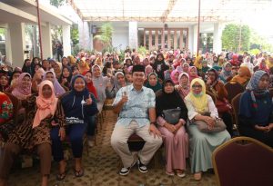 Rycko Menoza SZP menerima kunjungan ratusan ibu-ibu perwakilan sejumlah majelis taklim dari Kota Bandar Lampung
