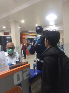 PT  KAI Divre IV Tanjung Karang Berlakukan Larangan Naik KA Bagi Calon Penumpang yang Terindentifikasi Suhu Badan 38° atau lebih