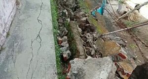 Tembok Sekolah Timpa Pekarangan Warga, Pihak SDN Tanjung Raya tak Ambil Pusing