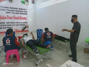 PWI Tulang Bawang Bersama Baznas dan Rapi Menggelar Donor Darah