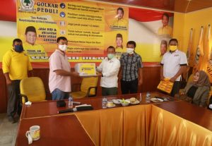 Rycko Menoza SZP Bersilaturahmi dengan Pengurus DPD II Partai Golkar Lampung sekaligus memberikan Tali Asih