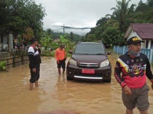 Kerap Kena Banjir, Warga Minta Pemerintah Normalisasi Sungai Way Semangka