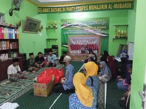 Sambut Ramadhan 1441 H, Ibu Riana Arinal Warnai Program Jum’at Barokah dengan Membagikan Bantuan untuk Antisipasi Covid-19