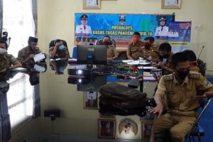 Sekda Pesisir Barat Mengikuti Vicon Terkait Pengadaan Barang dan Jasa Pencegahan Covid-19