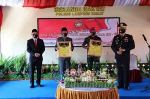 Bupati Lampung Barat dan Bupati Pesisir Barat Hadiri Upacara HUT Bhayangkara ke 74 di Makopolres Lambar