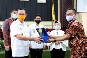 Penandatanganan Addendum Perjanjian Kerjasama Pemprov Lampung dengan BPJS, Sekdaprov Ajak Semua Pihak Bersinergi Wujudkan Pelayanan Kesehatan yang Bermutu