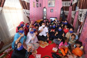 Rycko Menoza SZP menjanjikan bantuan Program Keluarga Harapan untuk masyarakat Bandarlampung tepat sasaran