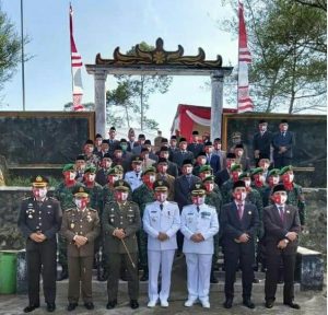 Ziarah Ke Makam Pahlawan Kemerdekaan, Ini Kata Parosil Mabsus