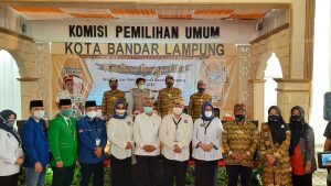 Paslon Yutuber Resmi Mendaftar di KPU Bandar Lampung