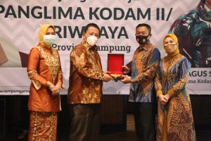 Pangdam II/Sriwijaya Puji Keberhasilan Gubernur Arinal dalam Penanganan Covid-19 di Provinsi Lampung