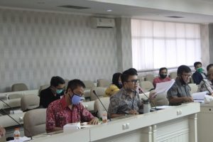 DPRD Gelar Hearing Bersama Walhi