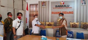 Merasa diganggu RT, Tim pemenangan pasangan calon Walikota-Wakil Walikota Bandarlampung Rycko-Jos mengadu ke Bawaslu