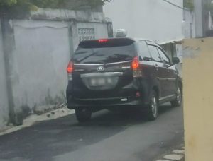 Nopol mobil Camat diganti warna hitam, lakukan intimidasi kepada warga gunakan Pengeras Suara