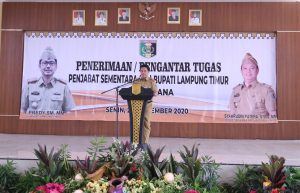Serahkan Pengantar Tugas Pjs Bupati di Lamtim, Sekdaprov Fahrizal Ajak ASN Laksanakan Kewajiban Pilkada dengab Baik Meski dalam Pandemi Covid-19