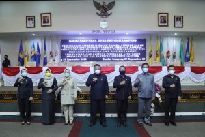 Gubernur Arinal dan Ketua DPRD Tandatangani Raperda Perubahan APBD Tahun Amggaran 2020