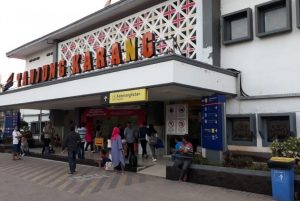 PT.KAI mulai bulan januari 2021, hanya melayani pembelian tiket di 3 Stasiun besar