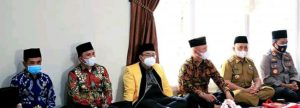 Bupati Lampung barat, parosil mabsus mengadakan pengajian di rumah dinas Bupati.