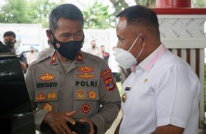 Nanang Ermanto menerima kunjungan silaturahmi Wakapolda di Rumah Dinas