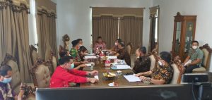 Bupati Lampung Barat Beserta Seluruh Kepala Daerah Kab/Kota Provinsi Lampung Ikuti Rakor Program Pencegahan Korupsi Terintegrasi 2021