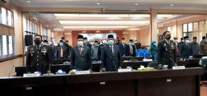 Undangan terbatas Sekda Kabupaten bersama jajaran Forkopimda Lampung Selatan menyaksikan pelantikan Bupati dan Wakil Bupati Lampung Selatan secara virtual