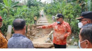 Nanang Ermanto, tinjau Jembatan Maut di Merbau Mataran