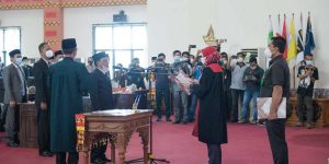 Dendi Ramadhona Hadiri Paripurna Pelantikan Ketua DPRD Pesawaran Periode 2019-2024