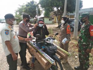 Tim Gugus Covid Himbau Pengguna Jalan yang tidak Menggunakan Masker