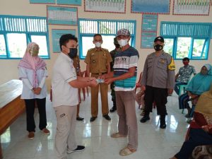 Pembagian BLT pekon Padang dalom tahap 2,3,4 angaran DD tahun 202