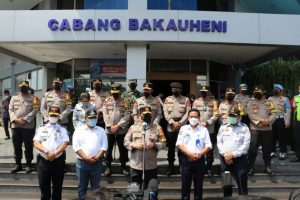 Bupati Lamsel Nanang Ermanto, Dampingi Wakapolri Kunjungi Pelabuhan Bakauheni