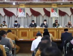 Bupati H. Parosil Mabsus Hadiri Rakor Satgas Covid 19 di Lampung Barat