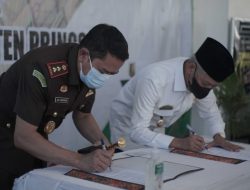 Peringati Hari Bakti Adhyaksa Ke-61, Kejari Pringsewu Berikan Bantuan Satu Unit Mobil Ambulance