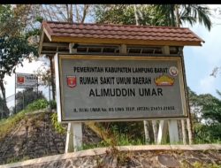 Tenaga Kesehatan Gugur, Bupati Lambar turut Berduka