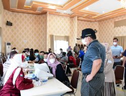 Gubernur Arinal Djunaidi Tinjau Vaksinasi Massal, Beri Apresiasi atas Antusiasme Masyarakat untuk Ikuti Vaksinasi