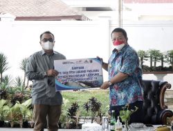 Gubernur Arinal Serahkan Bantuan Sosial Covid-19 dari PT. Pelindo kepada Posko #GerakanBerbagiUntukWarga BIN Daerah Lampung