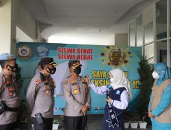 Kapolresta Bandar Lampung Pantau Gerai Vaksin Covid-19 bagi Pelajar Sekolah Menengah Pertama
