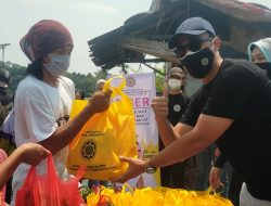 DPP IKAPTK Lampung Bagikan Sembako, dan Bedah Rumah untuk Warga Terdampak Covid19
