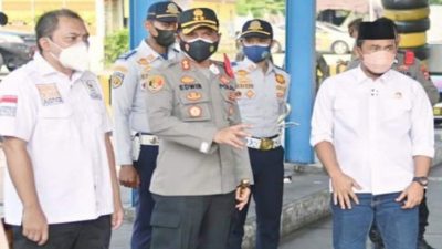 Ketua Komisi II DPRD Lampung Wahrul Fauzi Silalahi Dampingi Taufik Basari Cek PPKM di Bakauheni