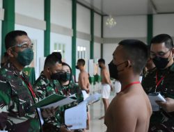 Danrem 043/Gatam Pimpin Sidang Parade Calon Tamtama  PK TNI AD Gel II Ta 2021 Subpanda Lampung.