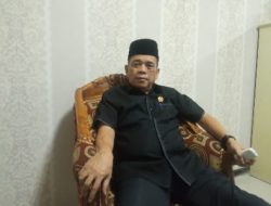 Hadir Tepat Waktu Saat Digelarnya Rapat Paripurna Yang Istimewa