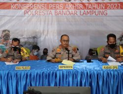 Kapolresta Bandar Lampung Pimpin Konferensi Pers Akhir Tahun 2021