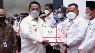 Gubernur Arinal Serahkan DIPA dan TKDD 15 Kabupaten/Kota, Lampung Selatan Kecipratan Rp1,7 Triliun