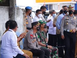 Kapolri Tinjau Vaksinasi Serentak di Graha Wangsa Bandar Lampung