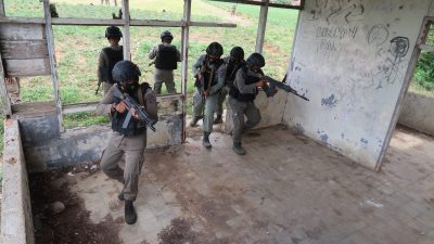 Guna Menjaga Kamtibmas, Batalyon B Pelopor Satbrimob Bekali diri dengan Berlatih Beladiri dan Pertempuran Jarak Dekat.