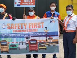 Tingkatkan Keselamatan, Divre IV Tanjungkarang Lakukan Sosialisasi di Perlintasan Sebidang